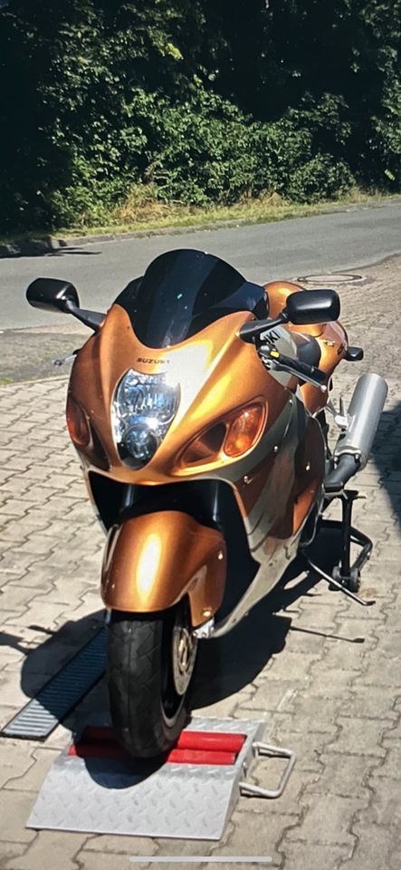 Suzuki GSX 1300 R Hayabusa Sonderlackierung in Ennigerloh