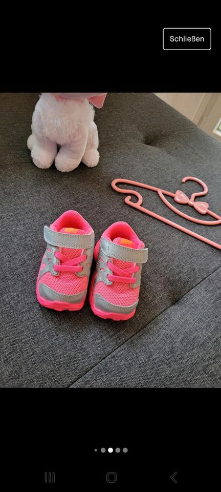 Baby Nike Schuhe NEU Größe 17 in Herne