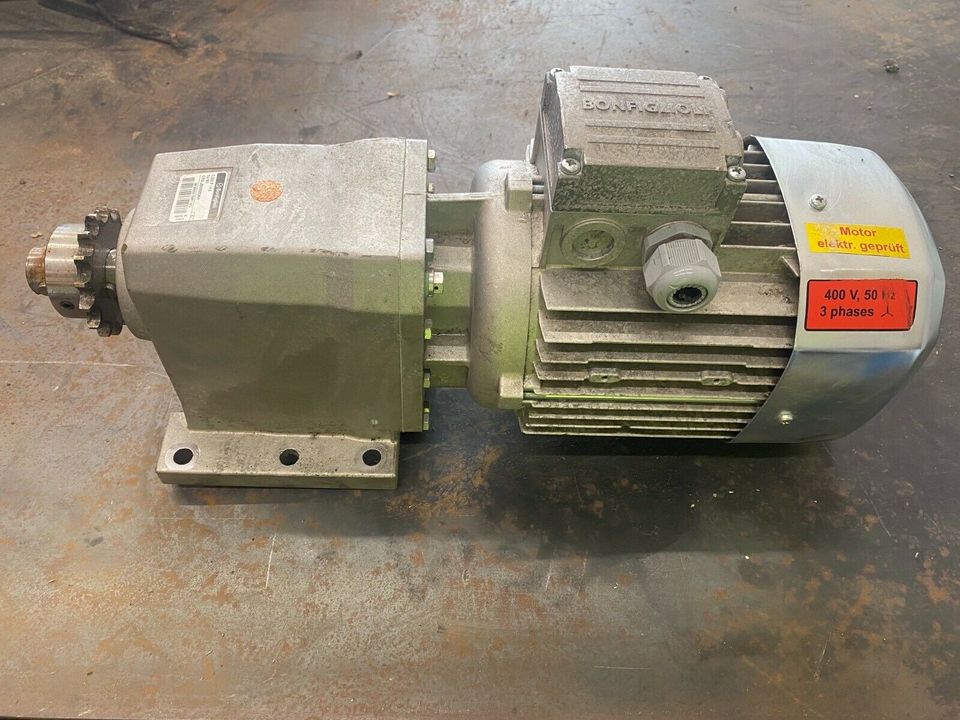 Elektromotor, S1, Getriebemotor, 1,1KW, 97 UPM, Brennholz, in Fulda