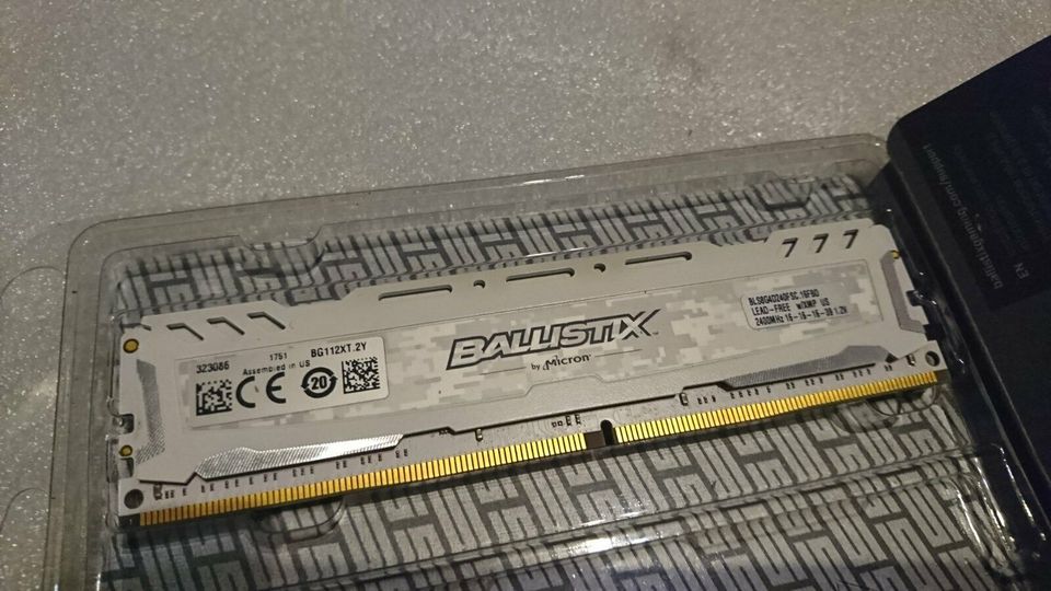 DDR4 Ram 8GB 2400mHz Crucial Ballistix Sport Arbeitsspeicher in Recklinghausen