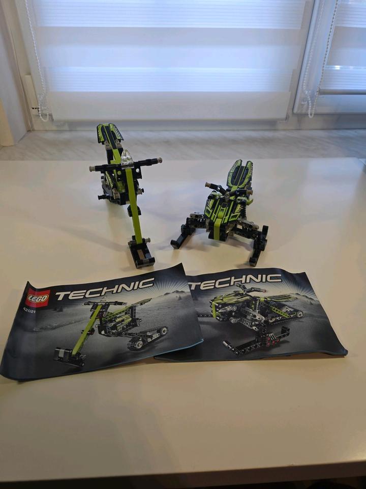 Lego Technik 42021 A und B Modell vollständig mit Anleitung in Nister