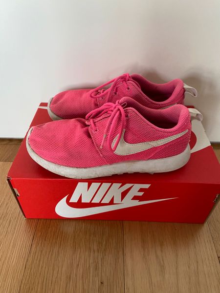 Nike Roshe One (PS) EU 33,5 Mädchen Sneaker in Nordrhein-Westfalen - Witten  | Gebrauchte Kinderschuhe Größe 33 kaufen | eBay Kleinanzeigen ist jetzt  Kleinanzeigen