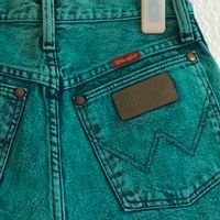 Damen Wrangler Shorts hohe Taille Gr. 32/34 Nordrhein-Westfalen - Mönchengladbach Vorschau