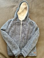 ROXY kuschelige Jacke mit Kapuze. Gr.S. Neuwertig! NP 100 Euro. Berlin - Wilmersdorf Vorschau