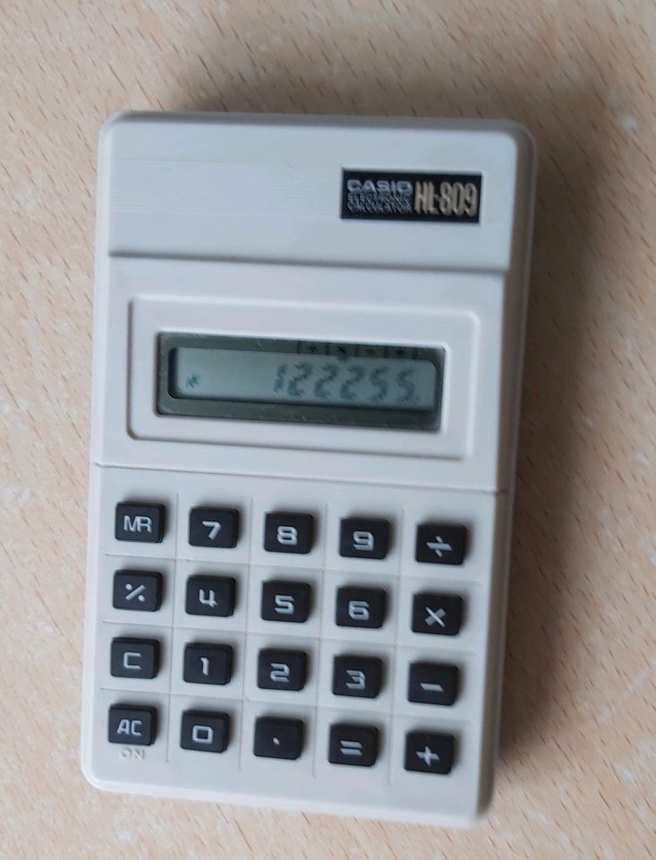 Taschenrechner " Casio HL-809 in Jossgrund