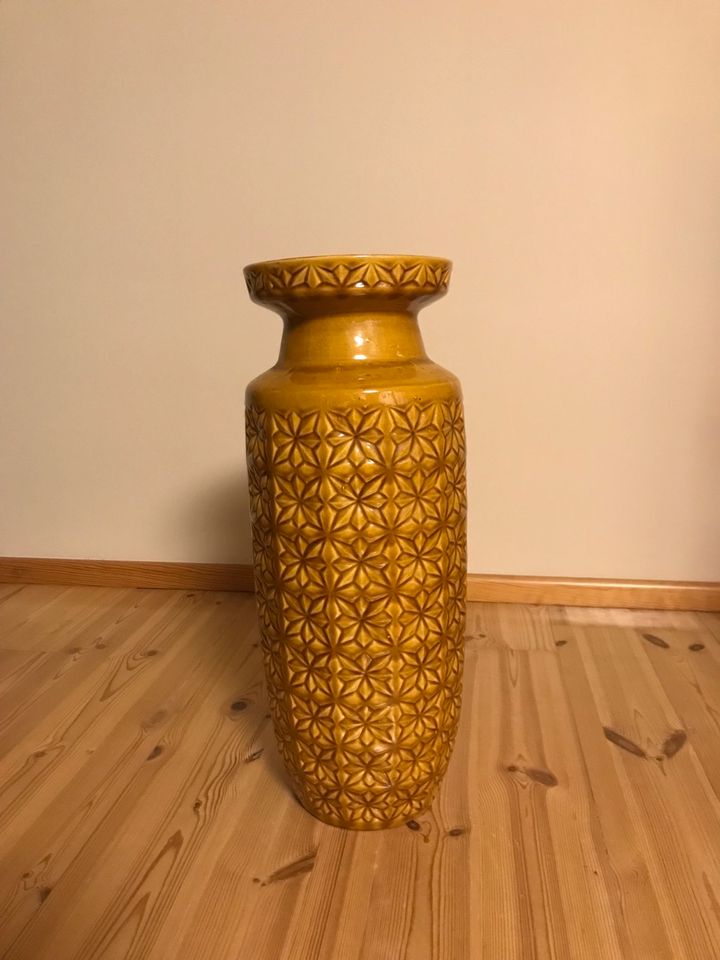 Vase Mid-Century Top! in Worms