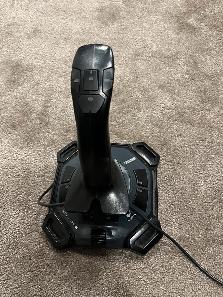 Logitech Attack 3 Joystick in Lehrte