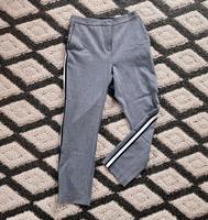 Neue Stoffhose von Zara mit seitlichem Streifen, Blau Bayern - Meitingen Vorschau