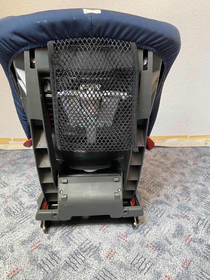 Römer Kindersitz 9-36 kg mit Isofix in Dommitzsch