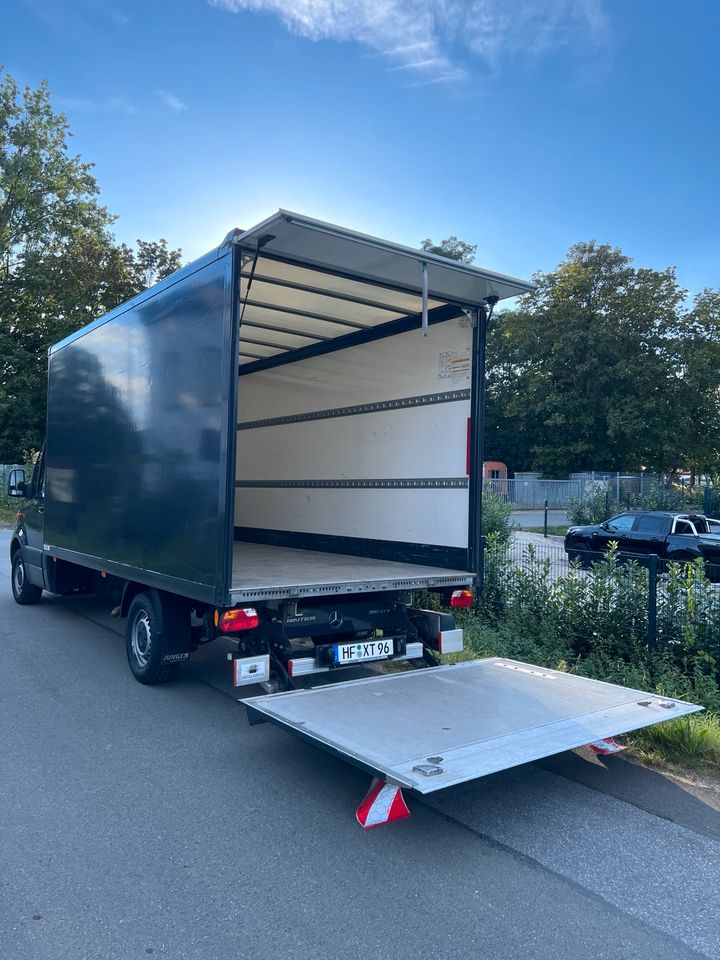 LKW Umzugswagen Transporter Bulli Mieten Sprinter 3,5t in Herford