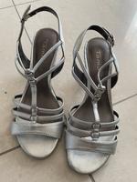 Damen Schuhe 37 Nordrhein-Westfalen - Niederkassel Vorschau