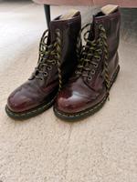 Dr Martens Damen Hessen - Bad Nauheim Vorschau