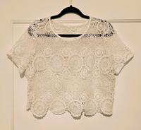 Crop Top mit Luftspitze Mitte - Wedding Vorschau
