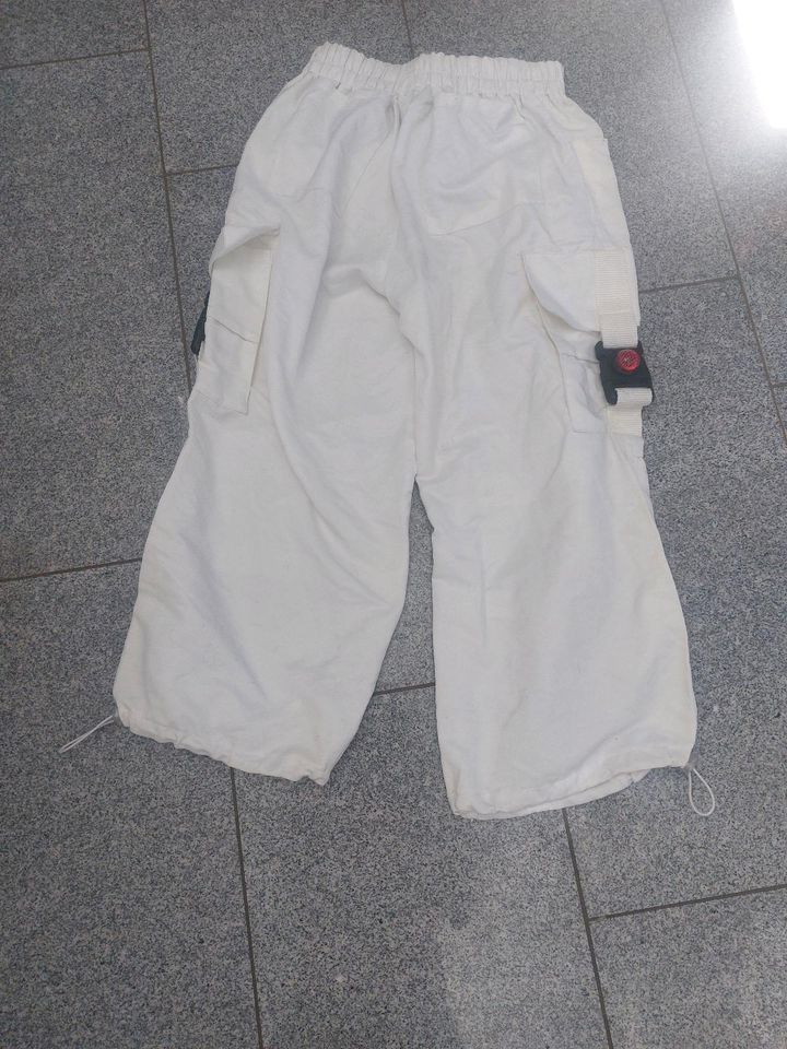 Cargohose 7/8 von Pro Fitness gr.s weiss in Herten