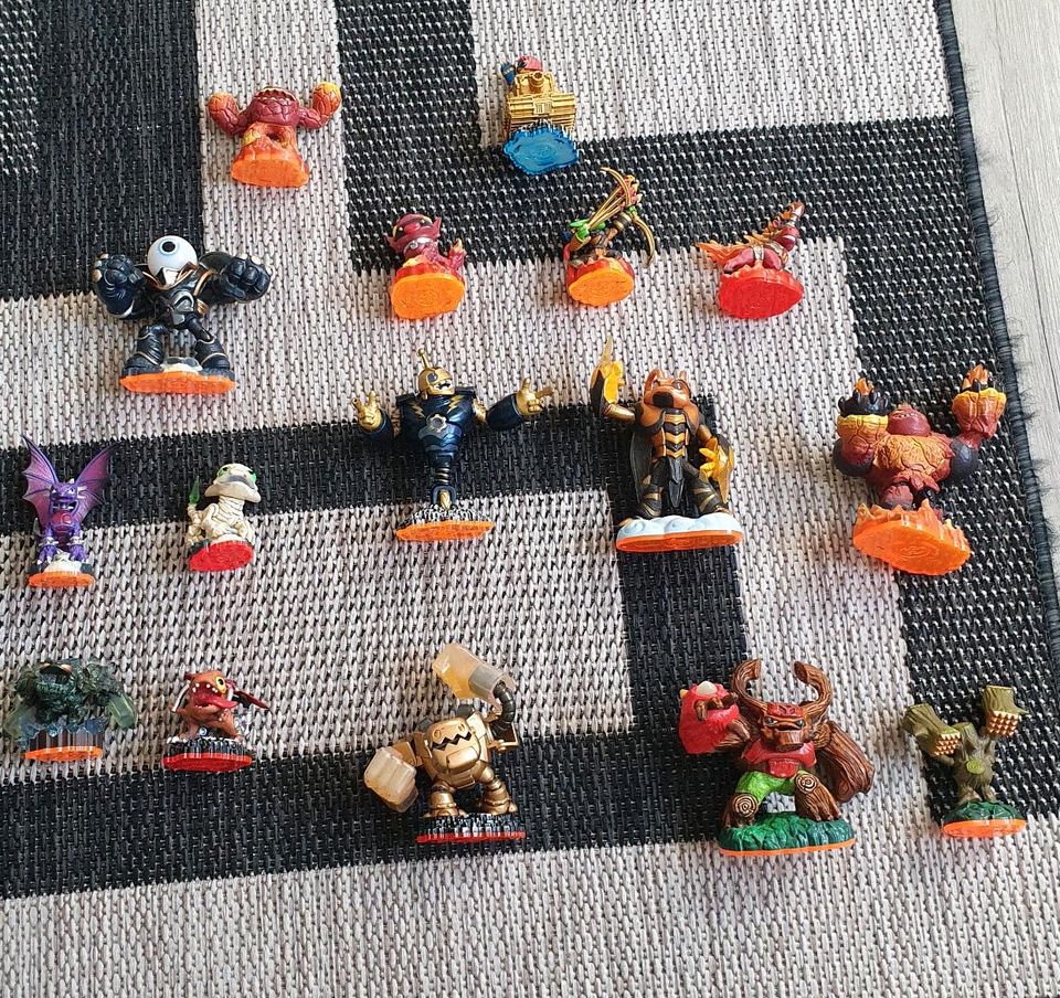 Skylander Figuren in Hesel