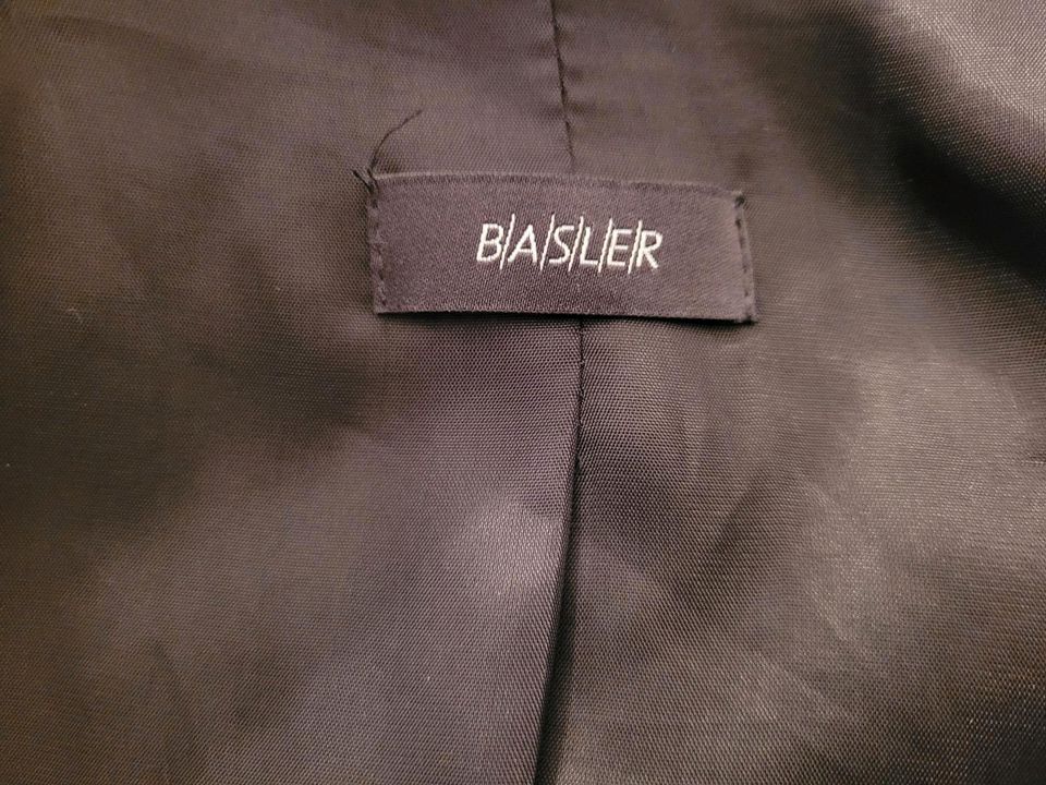 Basler Blazer Jacke 42 in Erftstadt