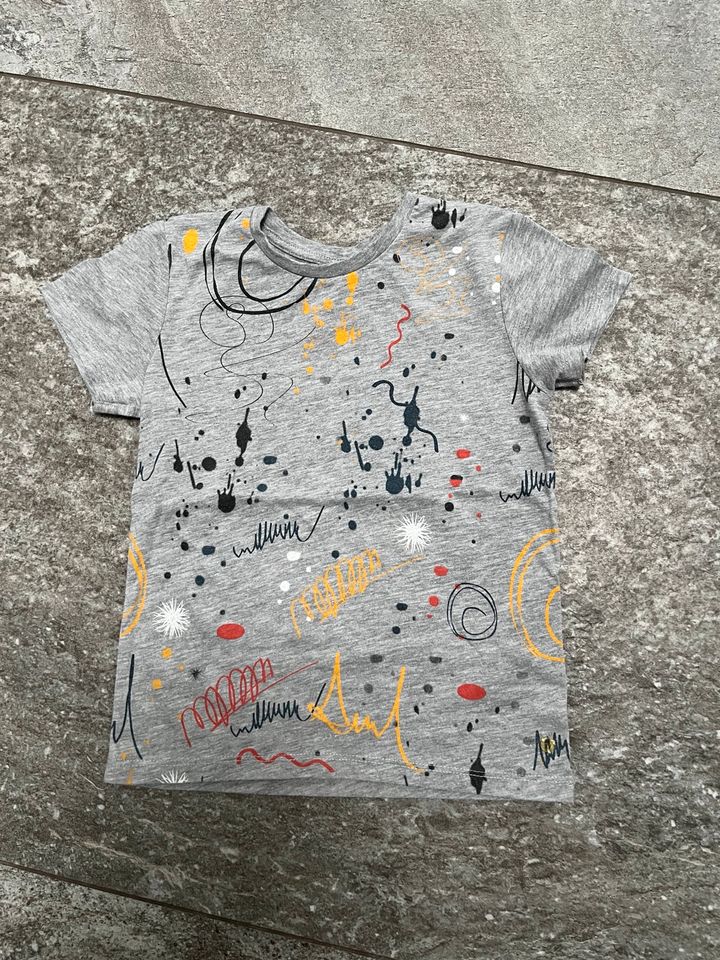 Jungen T-Shirts Gr. 110/116 in Neukirchen-Vluyn