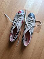 Dogo Schuhe Herzen Gr.40 vegan Bayern - Fürstenfeldbruck Vorschau