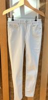 Weiße Röhrenjeans / Q/S by s.oliver / Damenbekleidung Jeans Niedersachsen - Soltau Vorschau