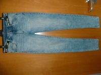 Mädchen Jeans Hose lang Röhre Gr. 158 eng hellblau Nordrhein-Westfalen - Schmallenberg Vorschau