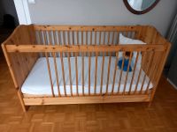 Schönes massives Kinderbett aus Holz Düsseldorf - Flingern Nord Vorschau