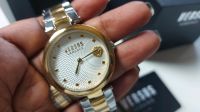 Versus Versace Damen Analog Quarz Uhr mit Edelstahl Armband neu Nordrhein-Westfalen - Oberhausen Vorschau