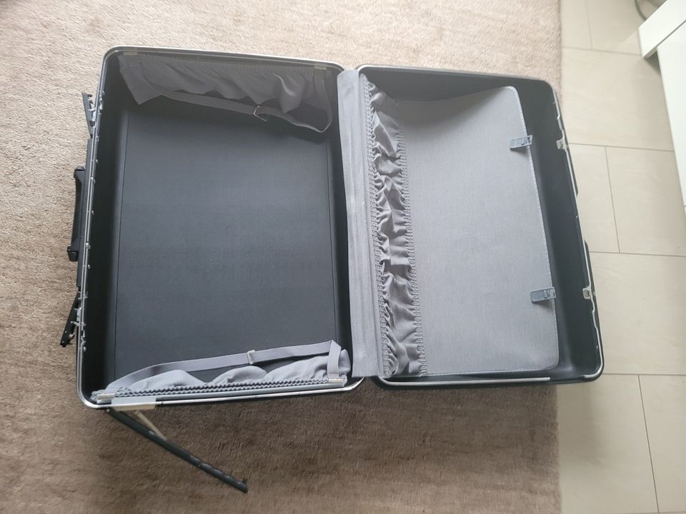 2 SAMSONITE Hartschalenkoffer und 2 Beauty-Case Kosmetikkoffer in Erftstadt