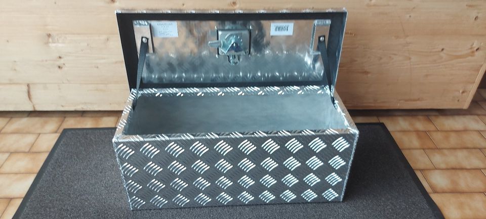 Aluminiumbox L: 600 B: 230 H: 250, 35 Liter Anhängerbox in Kaufbeuren