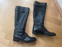 Tods Lederstiefel Schwarz Leder Stiefel 39,5 Reitstiefel Leipzig - Gohlis-Mitte Vorschau