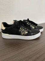 Guess Sneaker - Gr. 39 - schwarz / gold - Zustand sehr gut Hannover - Döhren-Wülfel Vorschau