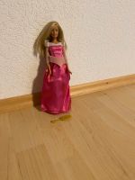 Barbie mit Ballkleid Nordrhein-Westfalen - Freudenberg Vorschau