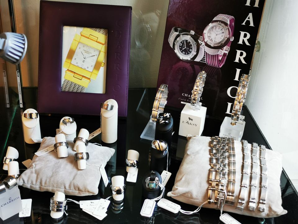 Chariol & D´Arsy Gold Silber mit Edelsteine Ringe Armbänder etc. in Hückelhoven