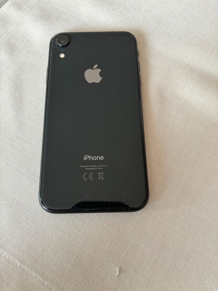 iPhone XR 64GB in schwarz - guter Zustand in Günzburg