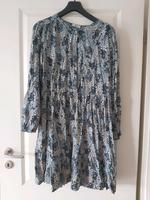 süßes Kleid mit Blümchenmuster Gr. 44 Niedersachsen - Wendeburg Vorschau
