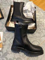 Tommy Hilfiger Boots ,  39  neu ungetragen!!! München - Ramersdorf-Perlach Vorschau