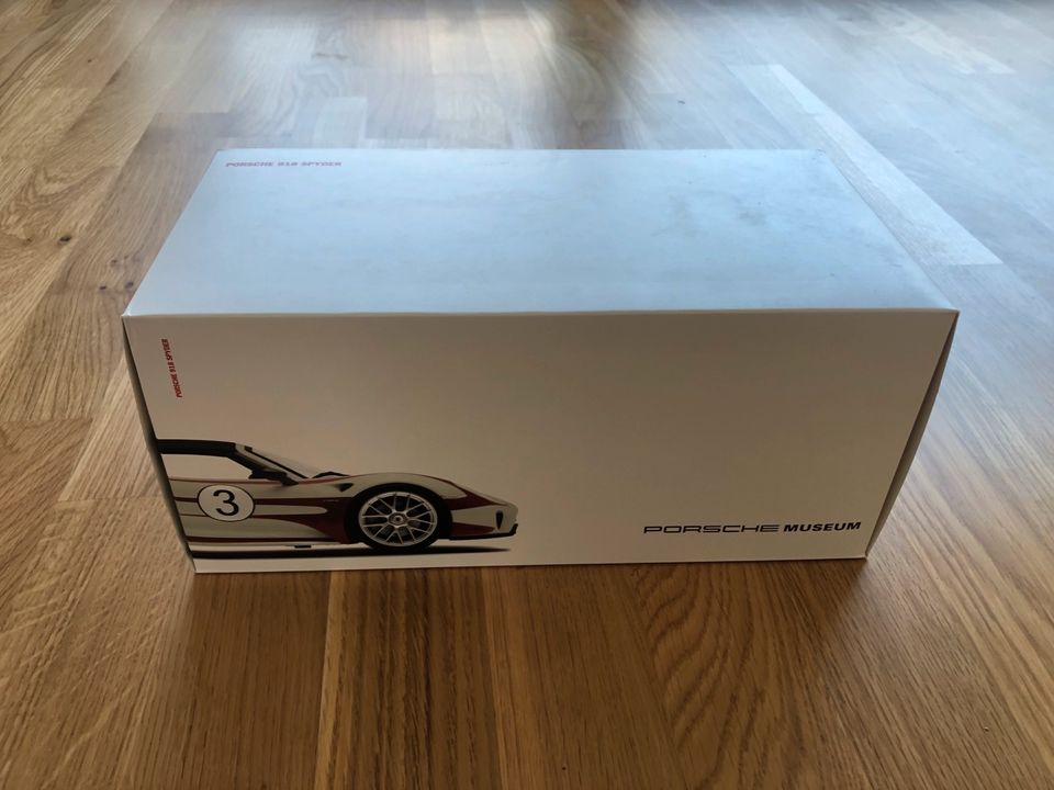 Porsche 918 Spyder Weissach Paket 1:18 in Wehr