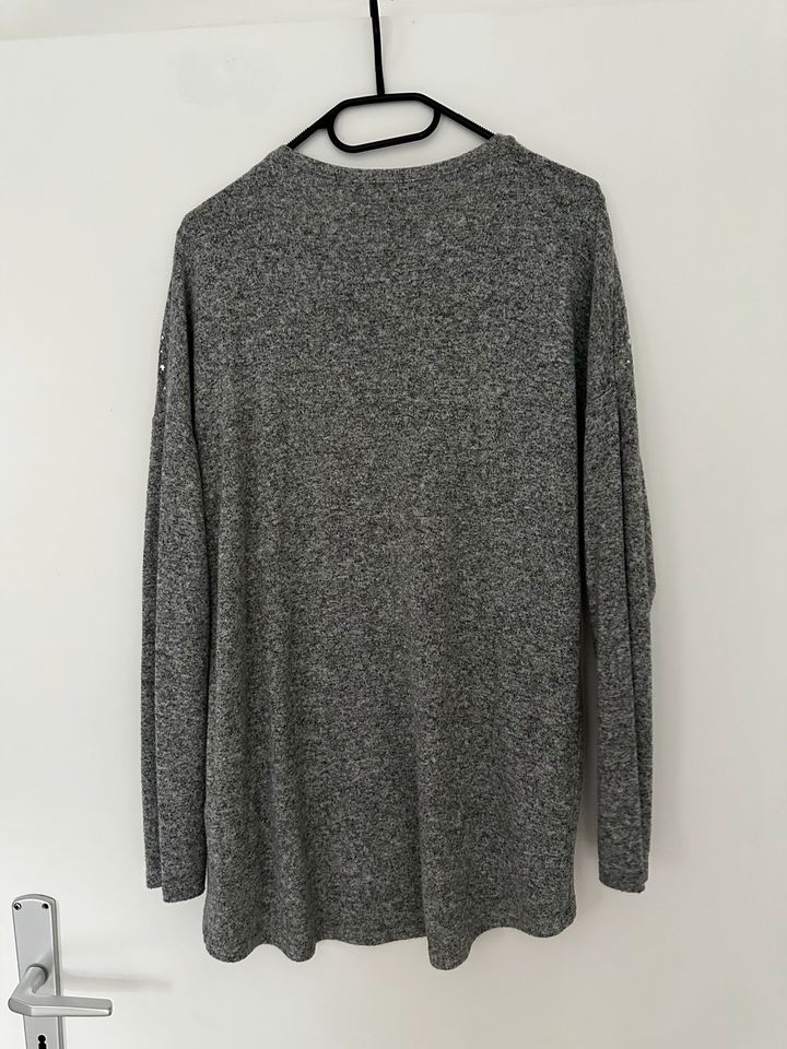 Pullover Strick, grau mit Perlen, Amisu, Gr. S/M in Fürstenwalde (Spree)