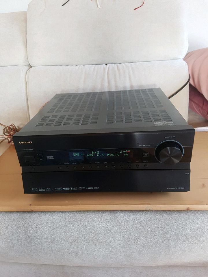 Onkyo Surround Verstärker TX-NR1007 in Wiesbaden