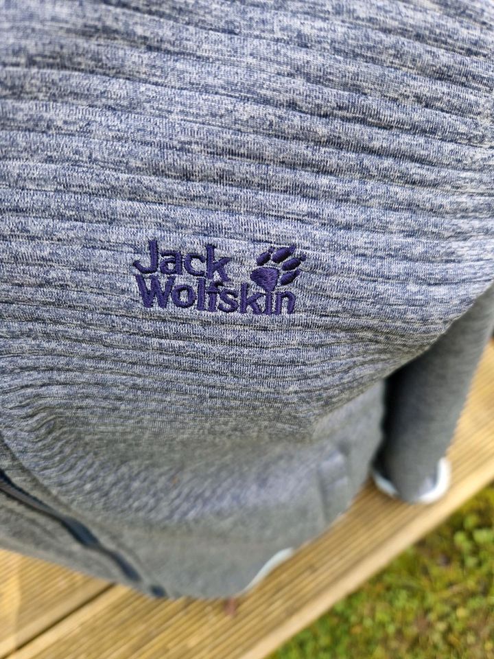 Jack Wolfskin Jack Sweatjacke M Outdoor in Ebsdorfergrund