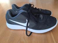 Turnschuhe Nike Größe 38,5 Bayern - Reisbach Vorschau
