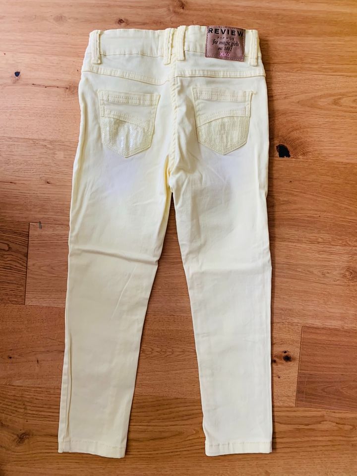 Jeans von Review Größe 122 wNeu in Bad Herrenalb