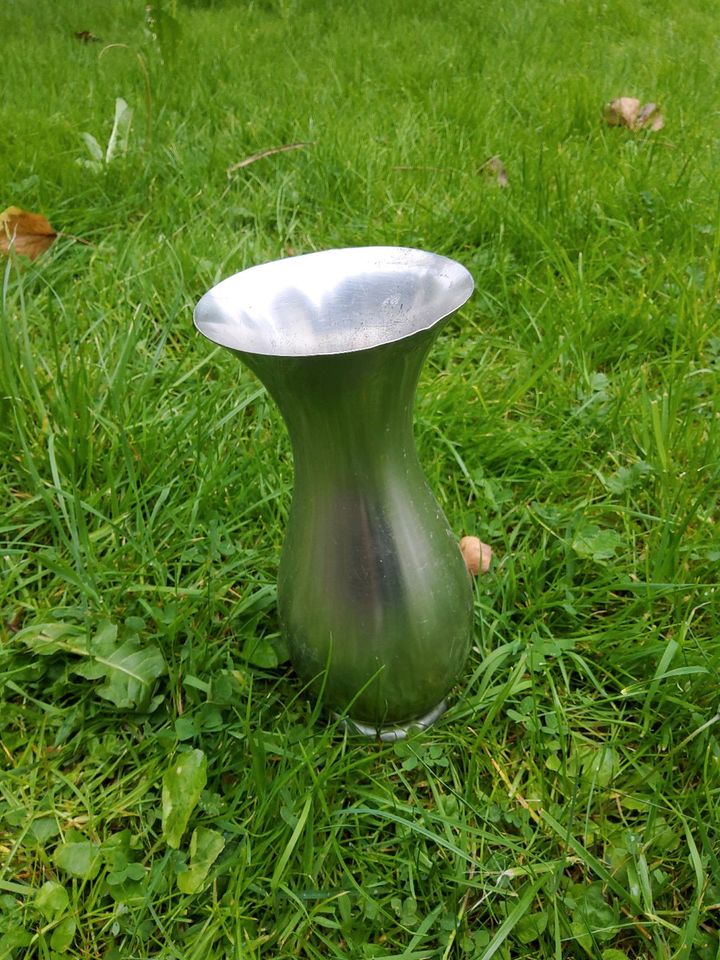 kleine Vase in Dautphetal