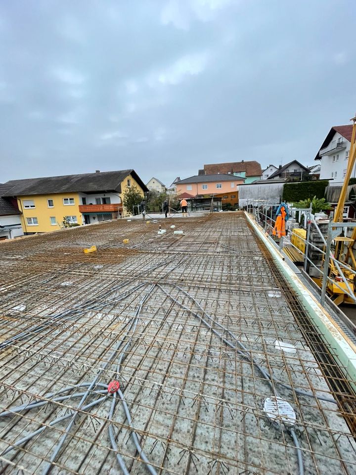 Abbruch, Stahlträger Einbau, Neubau, Beton Fundamente usw. in Ettenheim