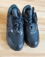 Adidas Sneaker Schuhe Größe 45,5 Nordrhein-Westfalen - Kirchhundem Vorschau