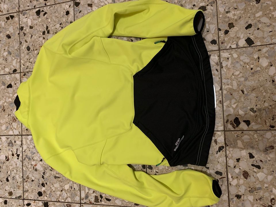 Gore Wear C5 Trail Thermo Jacke S Windstopper in Aachen