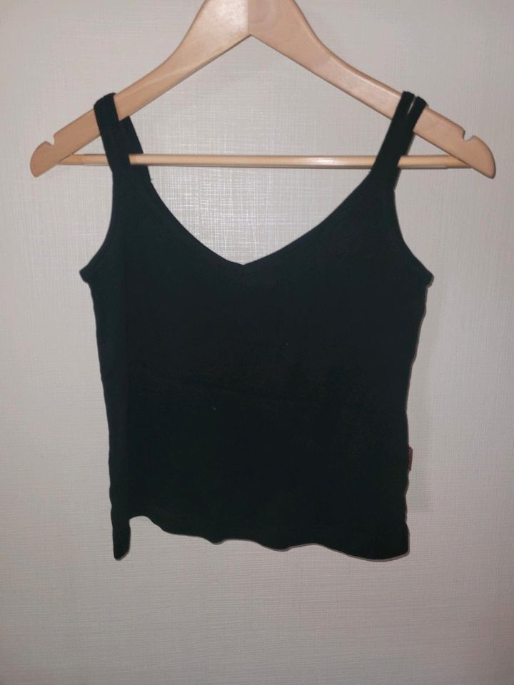 Shirt Tanktop Tank Top Gr. M in Ebsdorfergrund