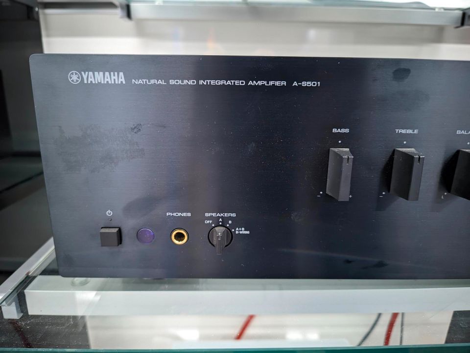 Yamaha A-S501 Verstärker silber oder schwarz (2 x 120 W) in Singen