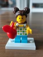 Lego Minifigur Kleines Mädchen mit roten Apfel Borsdorf - Panitzsch Vorschau