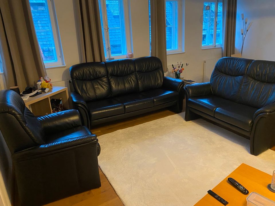 Sitzgarnitur/Sofa 3-tlg., schwarz, Leder in Einbeck