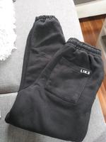 **schöne Jogginghose von Bershka Gr.S schwarz ** Brandenburg - Seelow Vorschau